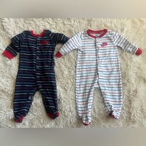 2 Nike Kids Striped Footies - Navy and White